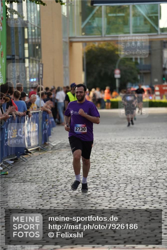 13.06.2025 - Holstenköstenlauf Felixshl http://msf.ph/oto/7926186 13.06.2025 20:14:06 Laufen 2397, 2730 meine-sportfotos.de