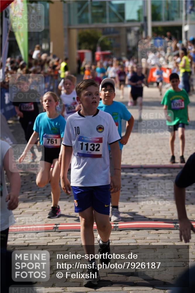 13.06.2025 - Holstenköstenlauf Felixshl http://msf.ph/oto/7926187 13.06.2025 16:36:45 Laufen 46, 154, 367, 501, 517, 523, 632, 761, 772, 777, 789, 899, 903, 1008, 1015, 1092, 1238, 1349, 1353 meine-sportfotos.de
