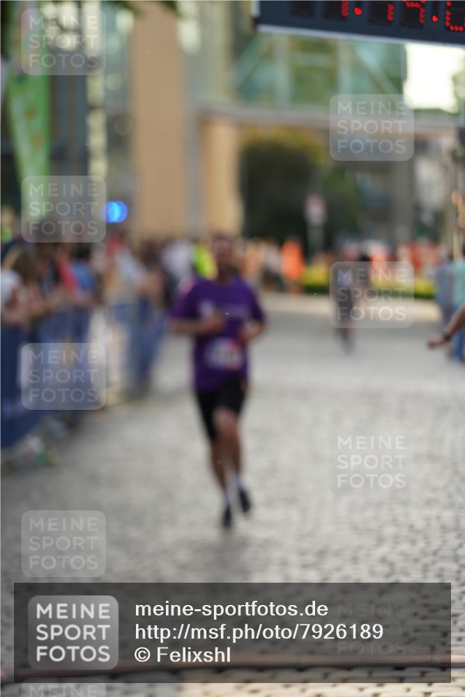 13.06.2025 - Holstenköstenlauf Felixshl http://msf.ph/oto/7926189 13.06.2025 20:14:07 Laufen 2397, 2730 meine-sportfotos.de