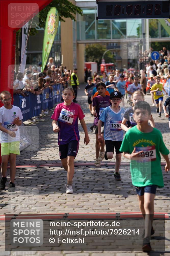 13.06.2025 - Holstenköstenlauf Felixshl http://msf.ph/oto/7926214 13.06.2025 16:36:50 Laufen 21, 58, 61, 154, 381, 501, 517, 522, 523, 632, 777, 789, 793, 899, 1015, 1131, 1238, 1349, 1353 meine-sportfotos.de