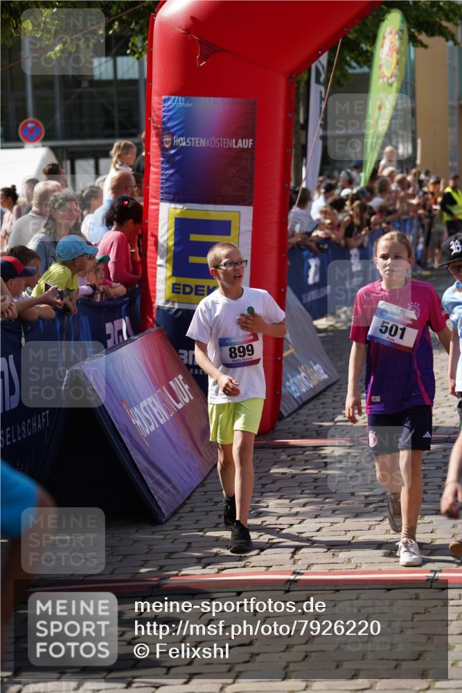 13.06.2025 - Holstenköstenlauf Felixshl http://msf.ph/oto/7926220 13.06.2025 16:36:51 Laufen 21, 25, 58, 61, 154, 381, 501, 517, 522, 523, 632, 777, 789, 793, 899, 1015, 1026, 1131, 1238, 1349, 1353 meine-sportfotos.de