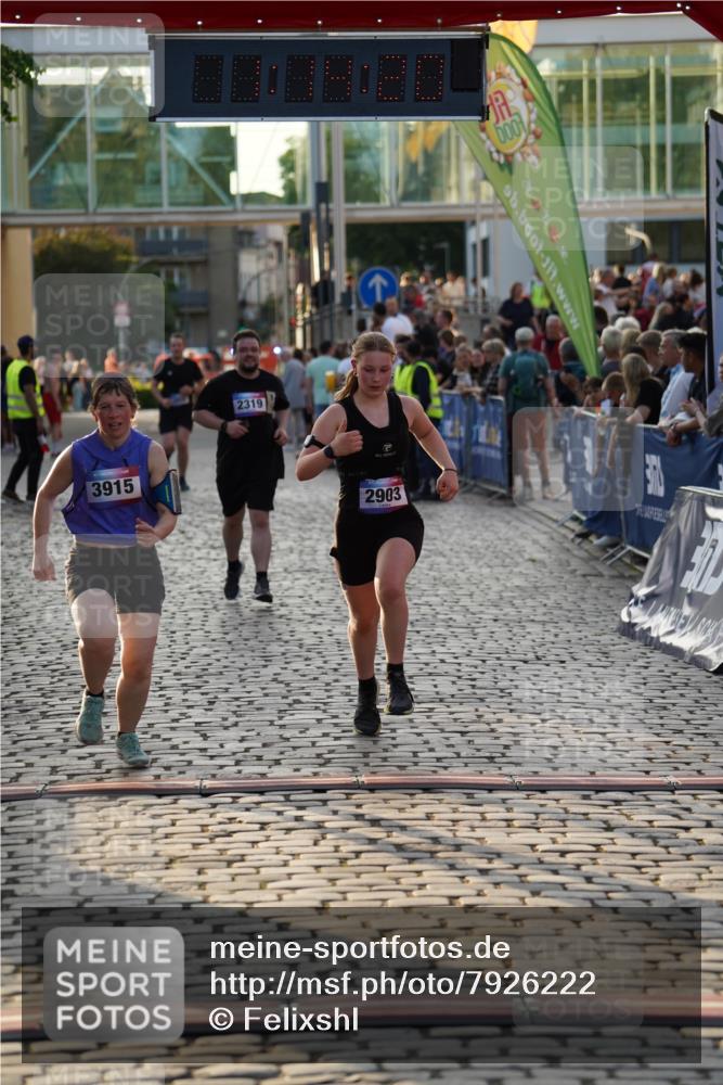 13.06.2025 - Holstenköstenlauf Felixshl http://msf.ph/oto/7926222 13.06.2025 20:14:19 Laufen 2319, 2903, 3915 meine-sportfotos.de