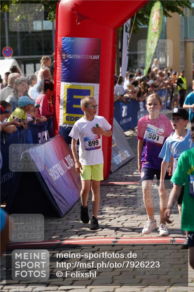13.06.2025 - Holstenköstenlauf Felixshl http://msf.ph/oto/7926223 13.06.2025 16:36:51 Laufen 21, 25, 58, 61, 154, 381, 501, 517, 522, 523, 632, 777, 789, 793, 899, 1015, 1026, 1131, 1238, 1349, 1353 meine-sportfotos.de