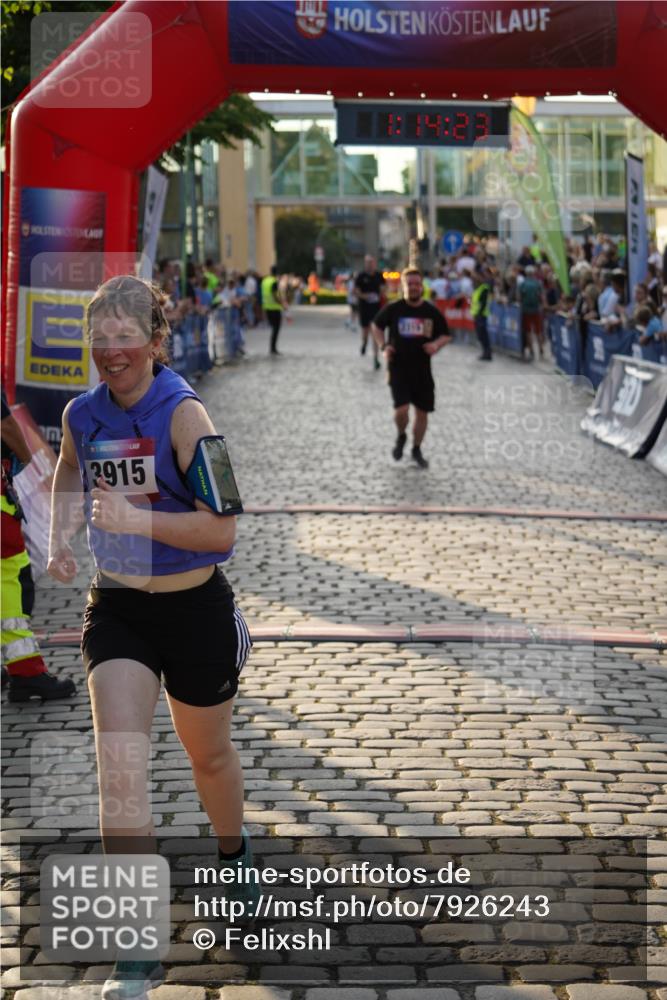 13.06.2025 - Holstenköstenlauf Felixshl http://msf.ph/oto/7926243 13.06.2025 20:14:22 Laufen 2319, 2903, 3915, 3935 meine-sportfotos.de
