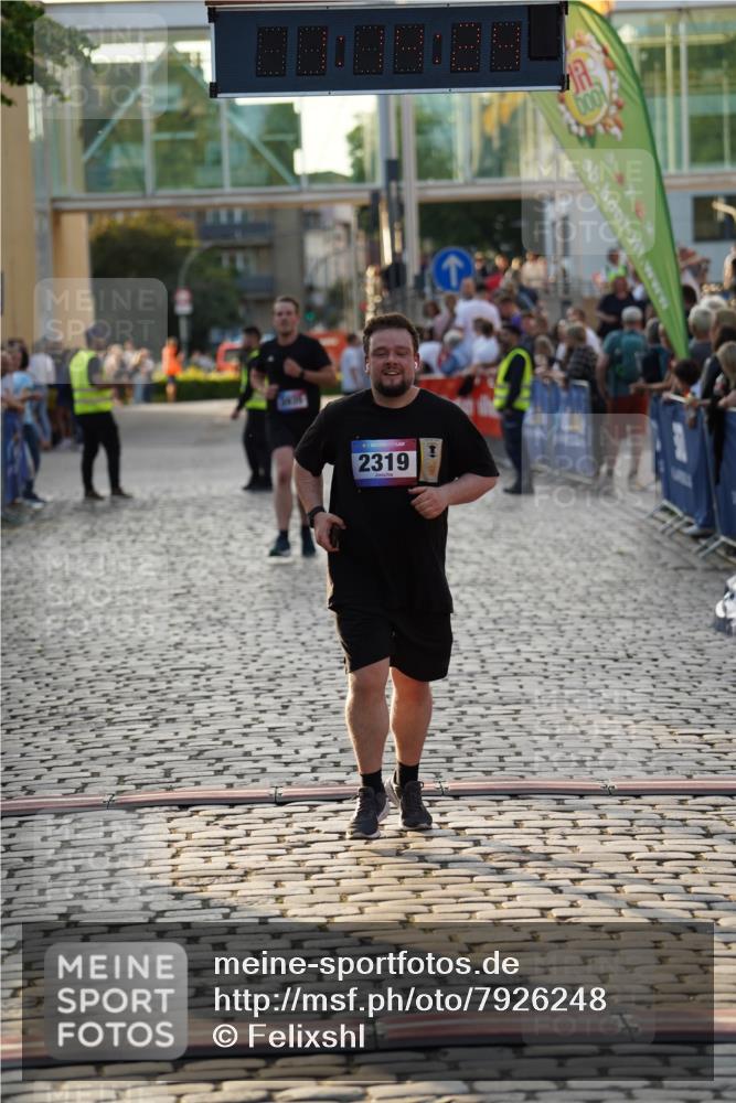 13.06.2025 - Holstenköstenlauf Felixshl http://msf.ph/oto/7926248 13.06.2025 20:14:23 Laufen 2319, 2903, 3915, 3935 meine-sportfotos.de