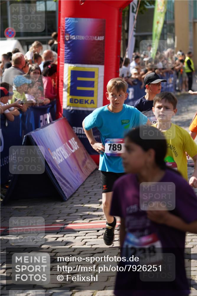 13.06.2025 - Holstenköstenlauf Felixshl http://msf.ph/oto/7926251 13.06.2025 16:36:56 Laufen 21, 25, 58, 61, 154, 380, 381, 522, 523, 632, 777, 789, 793, 1026, 1077, 1131, 1247, 1273 meine-sportfotos.de
