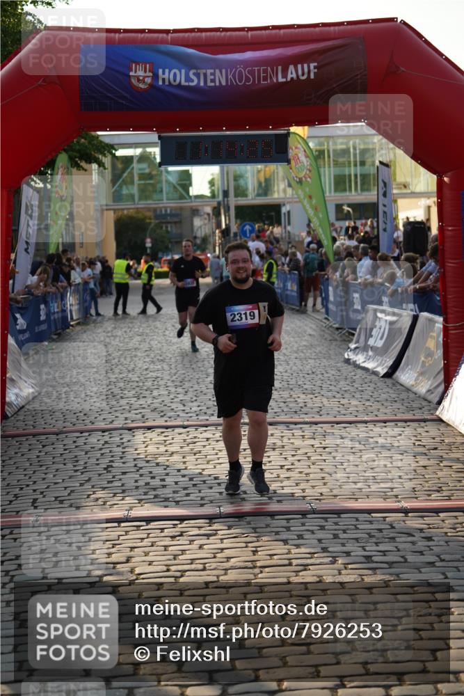 13.06.2025 - Holstenköstenlauf Felixshl http://msf.ph/oto/7926253 13.06.2025 20:14:25 Laufen 2319, 3935 meine-sportfotos.de