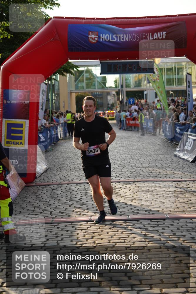 13.06.2025 - Holstenköstenlauf Felixshl http://msf.ph/oto/7926269 13.06.2025 20:14:29 Laufen 3935 meine-sportfotos.de