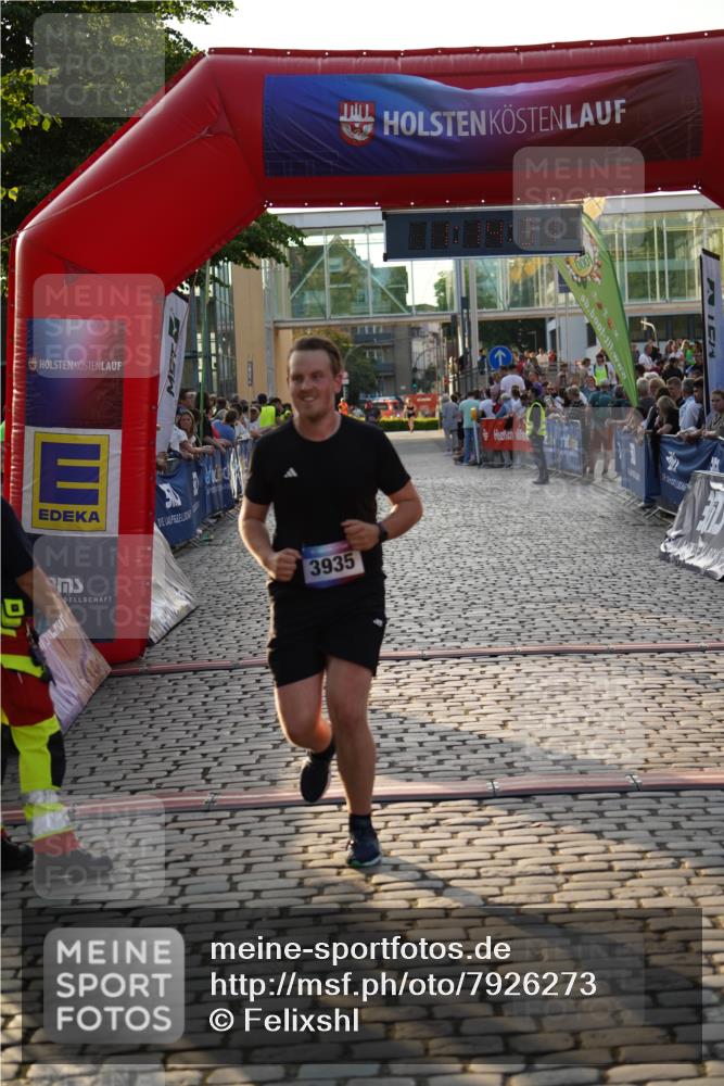 13.06.2025 - Holstenköstenlauf Felixshl http://msf.ph/oto/7926273 13.06.2025 20:14:30 Laufen 3935 meine-sportfotos.de