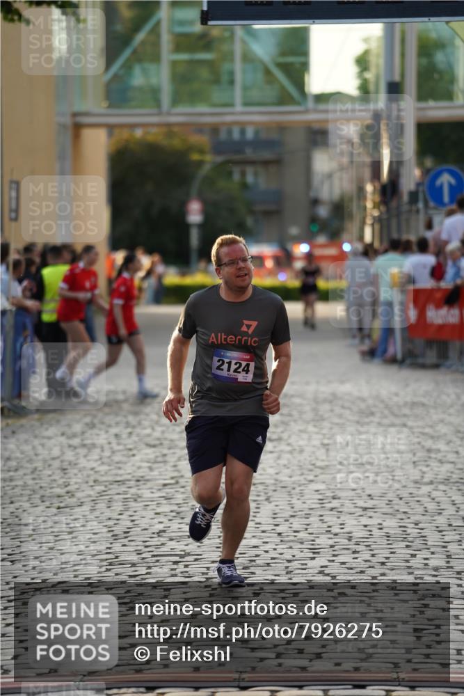 13.06.2025 - Holstenköstenlauf Felixshl http://msf.ph/oto/7926275 13.06.2025 20:14:43 Laufen 2124 meine-sportfotos.de