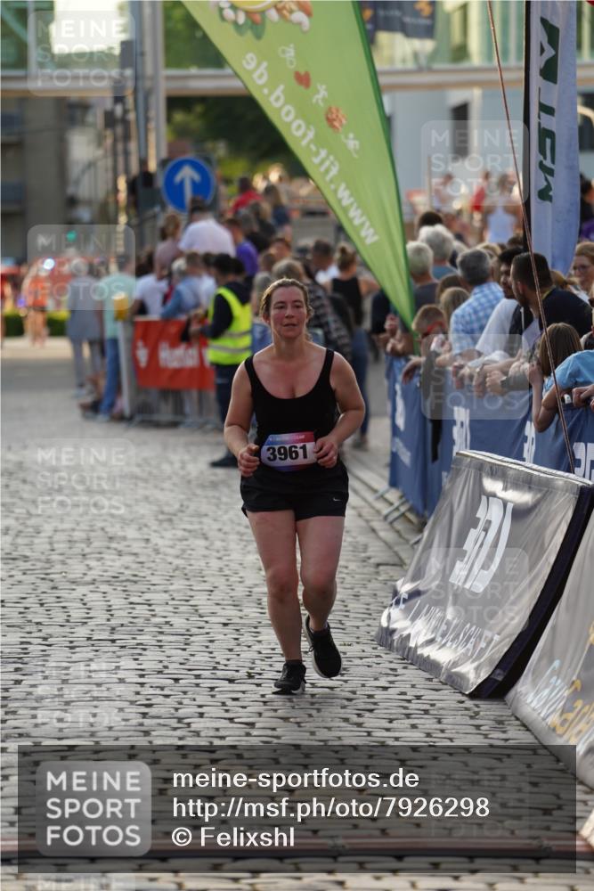 13.06.2025 - Holstenköstenlauf Felixshl http://msf.ph/oto/7926298 13.06.2025 20:15:03 Laufen 3961 meine-sportfotos.de