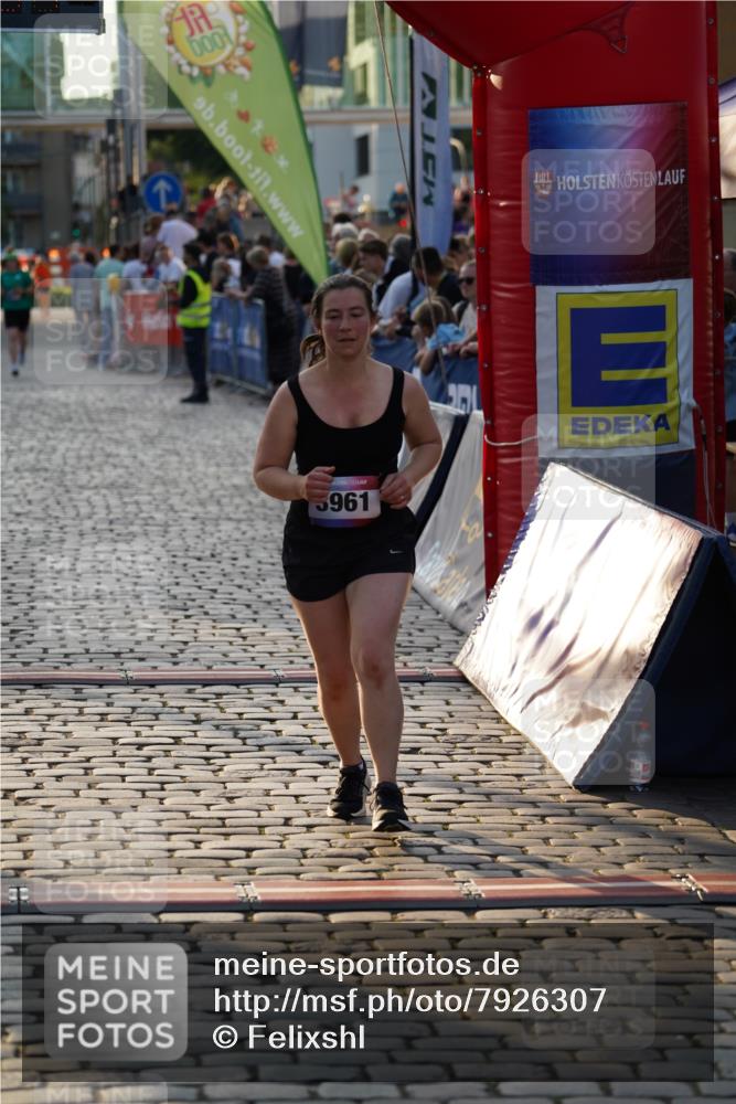 13.06.2025 - Holstenköstenlauf Felixshl http://msf.ph/oto/7926307 13.06.2025 20:15:07 Laufen 3961 meine-sportfotos.de