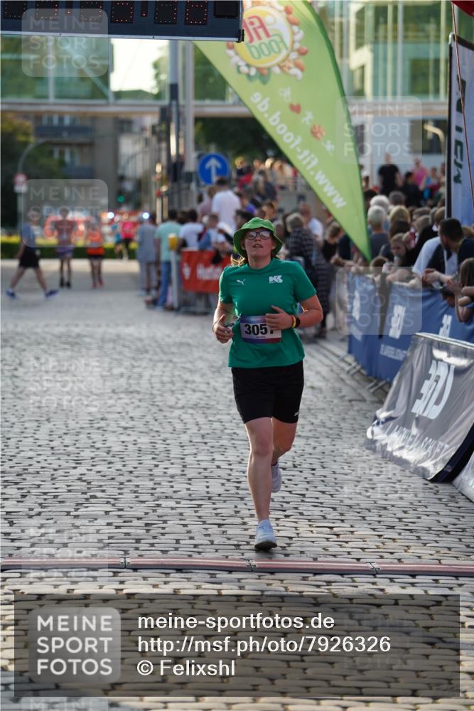 13.06.2025 - Holstenköstenlauf Felixshl http://msf.ph/oto/7926326 13.06.2025 20:15:17 Laufen 3057 meine-sportfotos.de