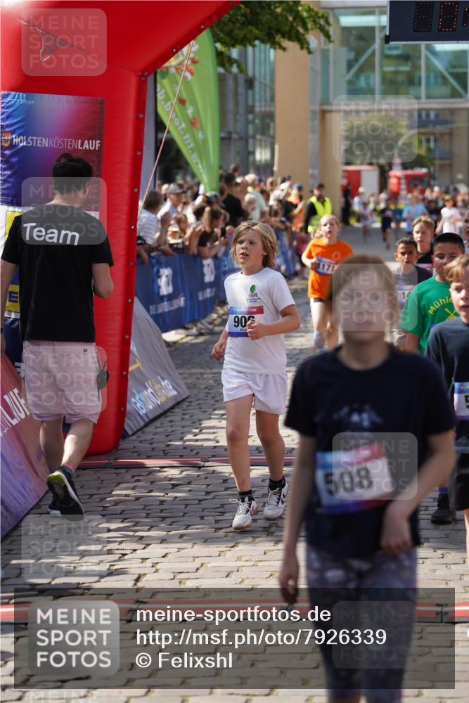 13.06.2025 - Holstenköstenlauf Felixshl http://msf.ph/oto/7926339 13.06.2025 16:37:14 Laufen 148, 375, 379, 508, 511, 630, 906, 1019, 1079, 1133, 1171 meine-sportfotos.de