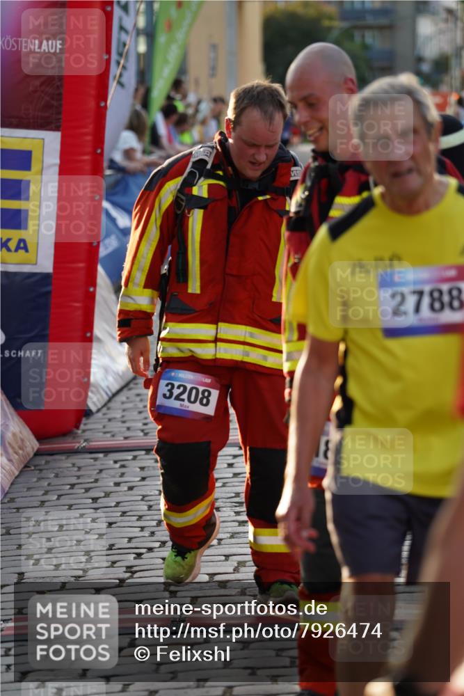 13.06.2025 - Holstenköstenlauf Felixshl http://msf.ph/oto/7926474 13.06.2025 20:17:51 Laufen 3110, 3208 meine-sportfotos.de