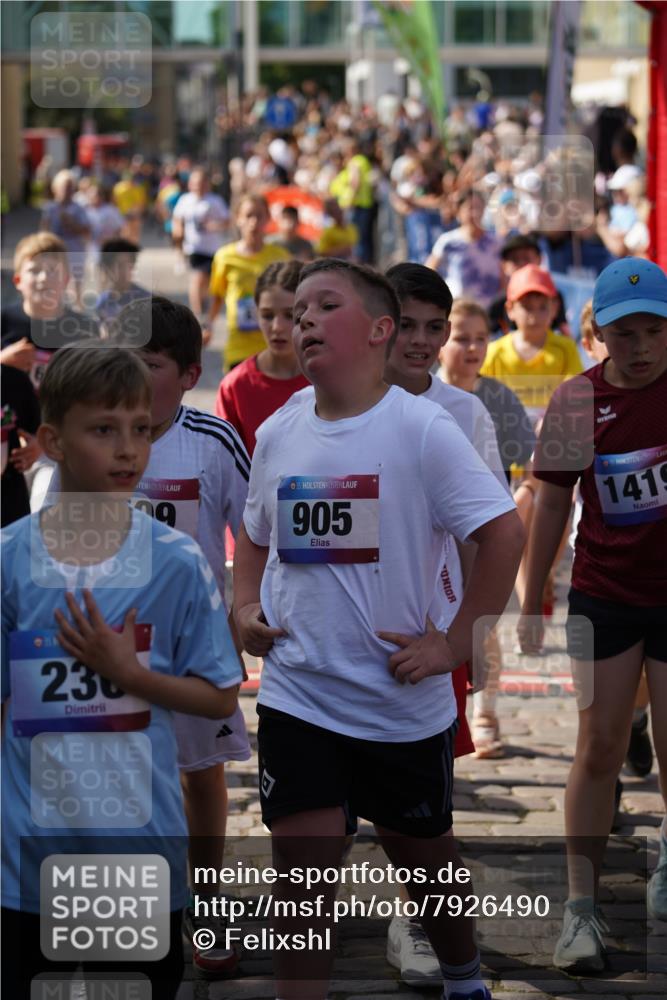13.06.2025 - Holstenköstenlauf Felixshl http://msf.ph/oto/7926490 13.06.2025 16:37:52 Laufen 516, 633, 637, 638, 639, 643, 760, 773, 786, 902, 912, 1014, 1016, 1018, 1084, 1126, 1169, 1401, 1419, 1836 meine-sportfotos.de