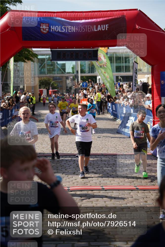 13.06.2025 - Holstenköstenlauf Felixshl http://msf.ph/oto/7926514 13.06.2025 16:37:56 Laufen 637, 638, 639, 643, 760, 783, 902, 912, 1014, 1018, 1084, 1246 meine-sportfotos.de