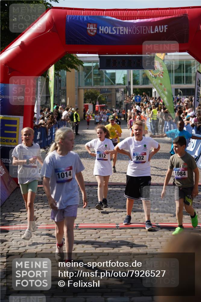 13.06.2025 - Holstenköstenlauf Felixshl http://msf.ph/oto/7926527 13.06.2025 16:37:58 Laufen 638, 639, 643, 760, 783, 902, 912, 1014, 1018, 1084, 1246 meine-sportfotos.de