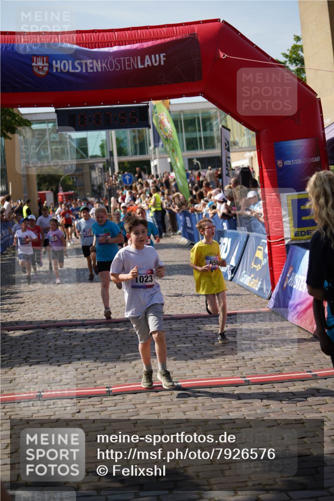 13.06.2025 - Holstenköstenlauf Felixshl http://msf.ph/oto/7926576 13.06.2025 16:38:09 Laufen 24, 373, 513, 658, 763, 785, 788, 790, 910, 913, 915, 919, 1010, 1023, 1102, 1168, 1172, 1854 meine-sportfotos.de