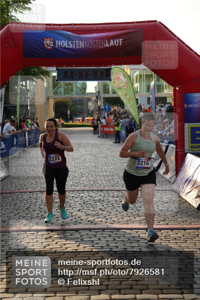 13.06.2025 - Holstenköstenlauf Felixshl http://msf.ph/oto/7926581 13.06.2025 20:20:10 Laufen 2210, 2223 meine-sportfotos.de