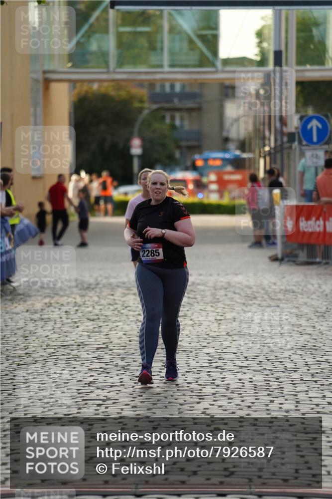 13.06.2025 - Holstenköstenlauf Felixshl http://msf.ph/oto/7926587 13.06.2025 20:21:44 Laufen 2208, 2285 meine-sportfotos.de