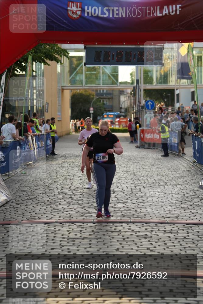 13.06.2025 - Holstenköstenlauf Felixshl http://msf.ph/oto/7926592 13.06.2025 20:21:47 Laufen 2208, 2285 meine-sportfotos.de