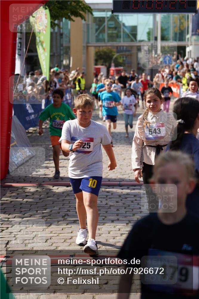 13.06.2025 - Holstenköstenlauf Felixshl http://msf.ph/oto/7926672 13.06.2025 16:38:38 Laufen 234, 239, 247, 519, 766, 779, 907, 924, 1025, 1082, 1096, 1340, 1404, 1933 meine-sportfotos.de