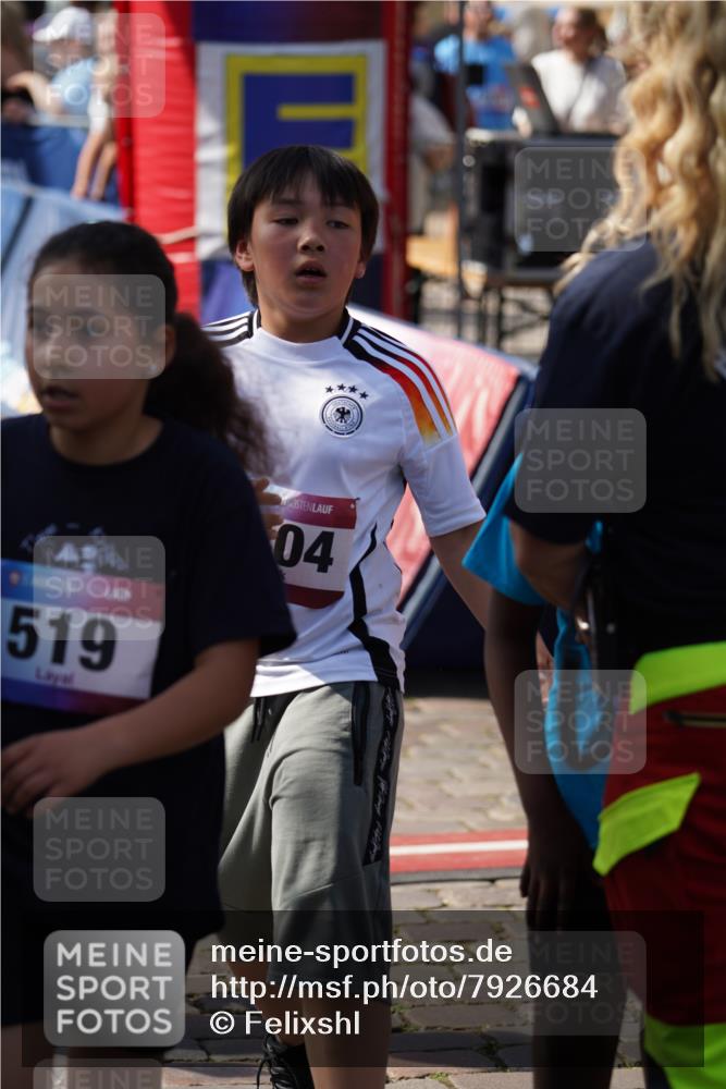 13.06.2025 - Holstenköstenlauf Felixshl http://msf.ph/oto/7926684 13.06.2025 16:38:41 Laufen 234, 239, 247, 636, 652, 766, 768, 779, 791, 907, 924, 1082, 1096, 1402, 1404 meine-sportfotos.de