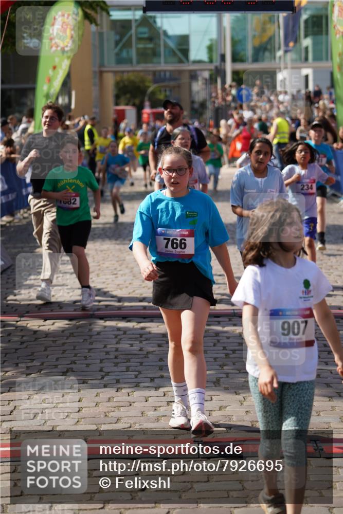 13.06.2025 - Holstenköstenlauf Felixshl http://msf.ph/oto/7926695 13.06.2025 16:38:45 Laufen 234, 239, 247, 636, 652, 766, 768, 791, 907, 924, 1081, 1082, 1094, 1234, 1402 meine-sportfotos.de