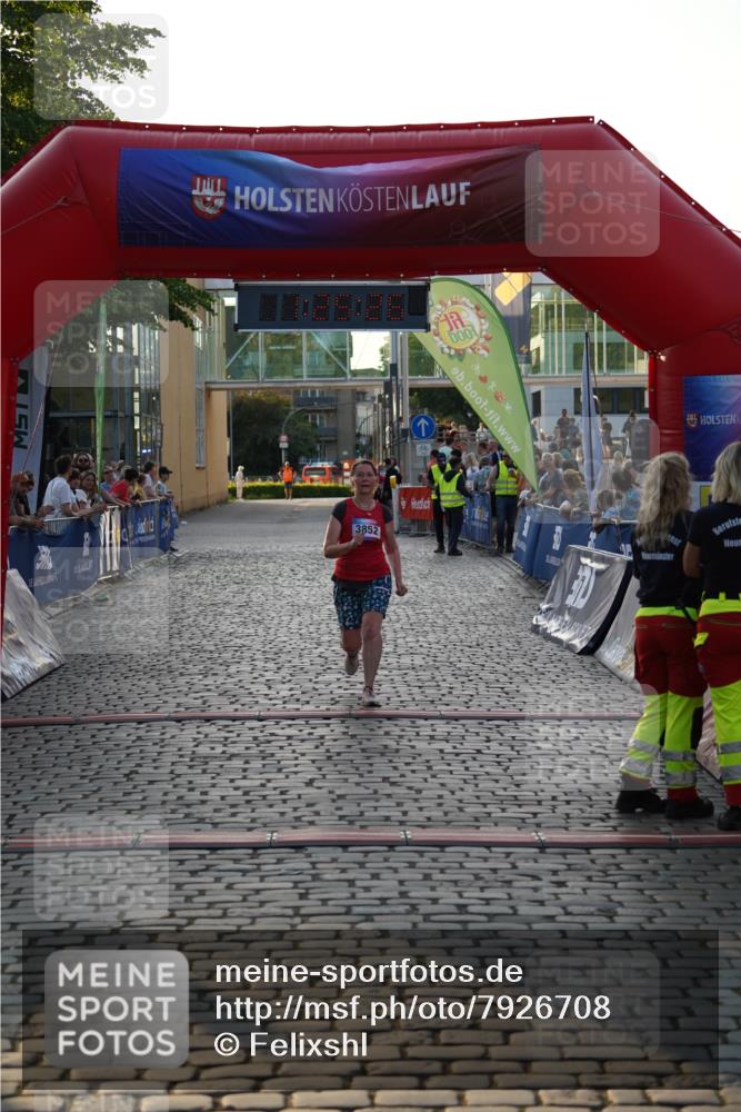 13.06.2025 - Holstenköstenlauf Felixshl http://msf.ph/oto/7926708 13.06.2025 20:25:25 Laufen 3852 meine-sportfotos.de