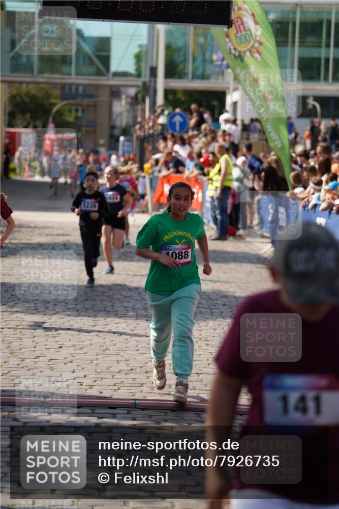 13.06.2025 - Holstenköstenlauf Felixshl http://msf.ph/oto/7926735 13.06.2025 16:39:01 Laufen 121, 141, 503, 784, 1024, 1088, 1239, 1243, 1245, 1418 meine-sportfotos.de
