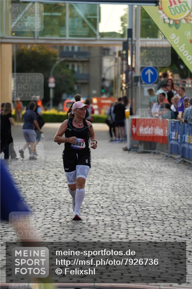 13.06.2025 - Holstenköstenlauf Felixshl http://msf.ph/oto/7926736 13.06.2025 20:26:56 Laufen 2515, 3887 meine-sportfotos.de