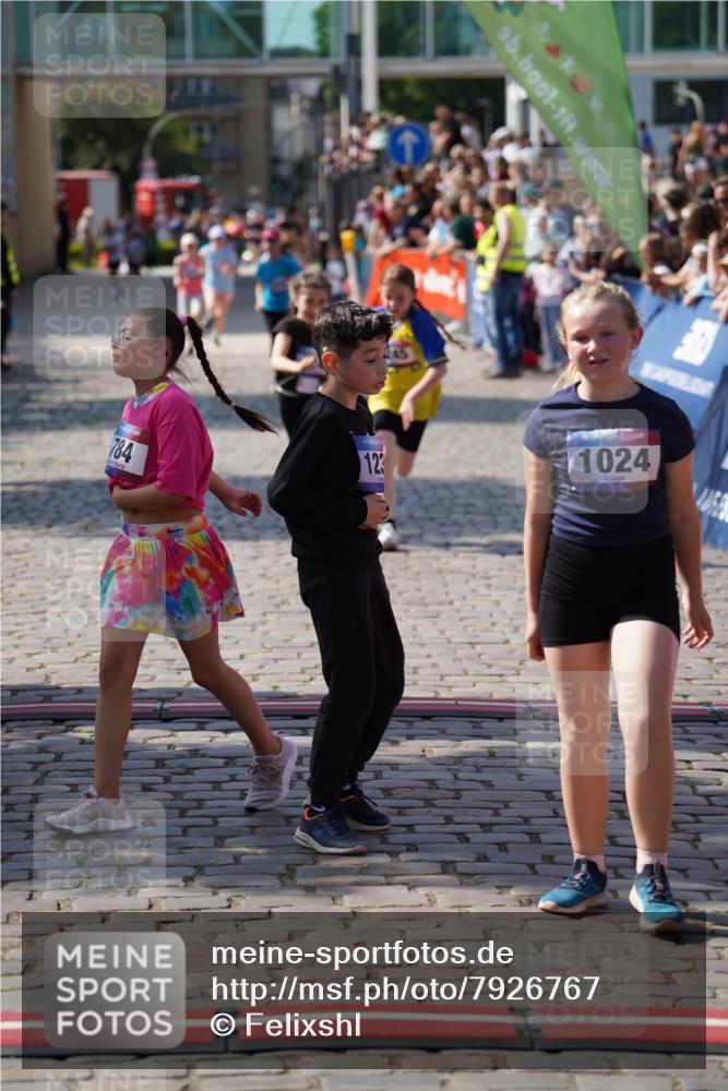 13.06.2025 - Holstenköstenlauf Felixshl http://msf.ph/oto/7926767 13.06.2025 16:39:07 Laufen 372, 774, 784, 1024, 1239, 1243, 1245, 1418 meine-sportfotos.de
