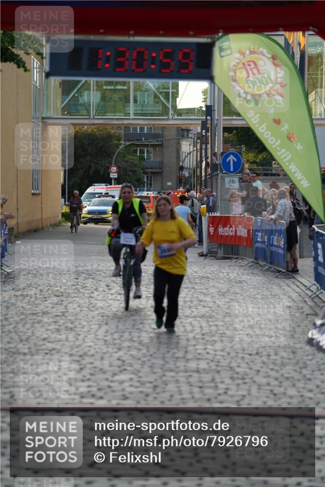 13.06.2025 - Holstenköstenlauf Felixshl http://msf.ph/oto/7926796 13.06.2025 20:30:58 Laufen 3697 meine-sportfotos.de