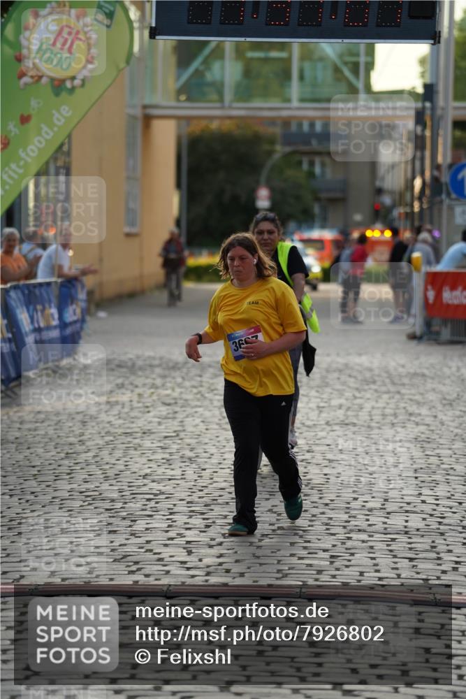 13.06.2025 - Holstenköstenlauf Felixshl http://msf.ph/oto/7926802 13.06.2025 20:31:00 Laufen 3697 meine-sportfotos.de