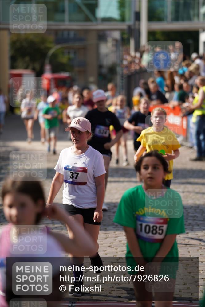 13.06.2025 - Holstenköstenlauf Felixshl http://msf.ph/oto/7926826 13.06.2025 16:39:36 Laufen 37, 524, 530, 642, 909, 1085, 1235 meine-sportfotos.de