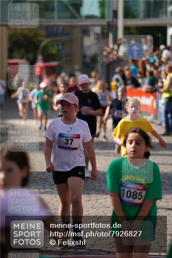 13.06.2025 - Holstenköstenlauf Felixshl http://msf.ph/oto/7926827 13.06.2025 16:39:36 Laufen 37, 524, 530, 642, 909, 1085, 1235 meine-sportfotos.de