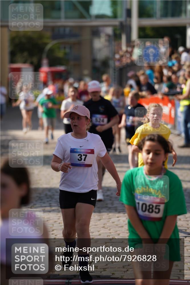 13.06.2025 - Holstenköstenlauf Felixshl http://msf.ph/oto/7926828 13.06.2025 16:39:36 Laufen 37, 524, 530, 642, 909, 1085, 1235 meine-sportfotos.de