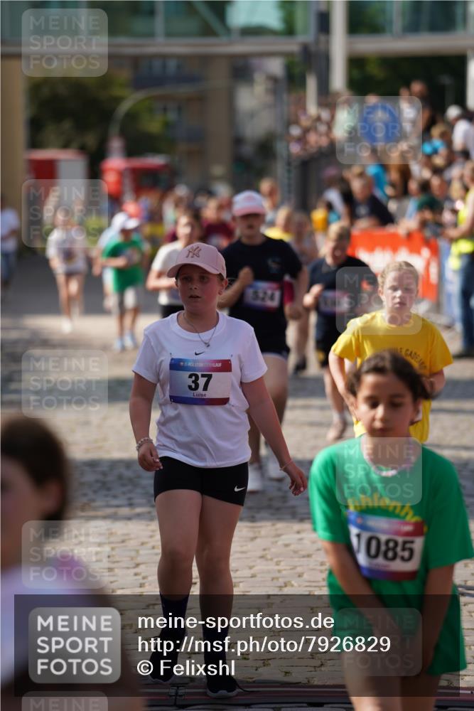 13.06.2025 - Holstenköstenlauf Felixshl http://msf.ph/oto/7926829 13.06.2025 16:39:36 Laufen 37, 524, 530, 642, 909, 1085, 1235 meine-sportfotos.de
