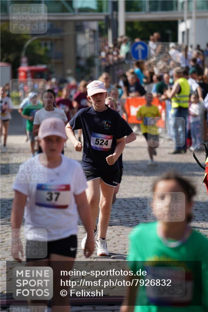 13.06.2025 - Holstenköstenlauf Felixshl http://msf.ph/oto/7926832 13.06.2025 16:39:38 Laufen 37, 524, 530, 641, 642, 909, 1085 meine-sportfotos.de