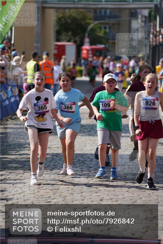 13.06.2025 - Holstenköstenlauf Felixshl http://msf.ph/oto/7926842 13.06.2025 16:39:45 Laufen 133, 140, 365, 366, 641, 648, 650, 778, 909, 926, 1097, 1357 meine-sportfotos.de