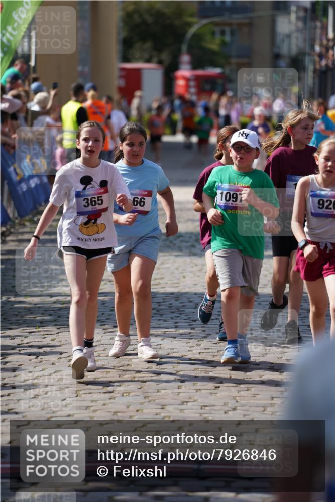 13.06.2025 - Holstenköstenlauf Felixshl http://msf.ph/oto/7926846 13.06.2025 16:39:45 Laufen 133, 140, 365, 366, 641, 648, 650, 778, 909, 926, 1097, 1357 meine-sportfotos.de