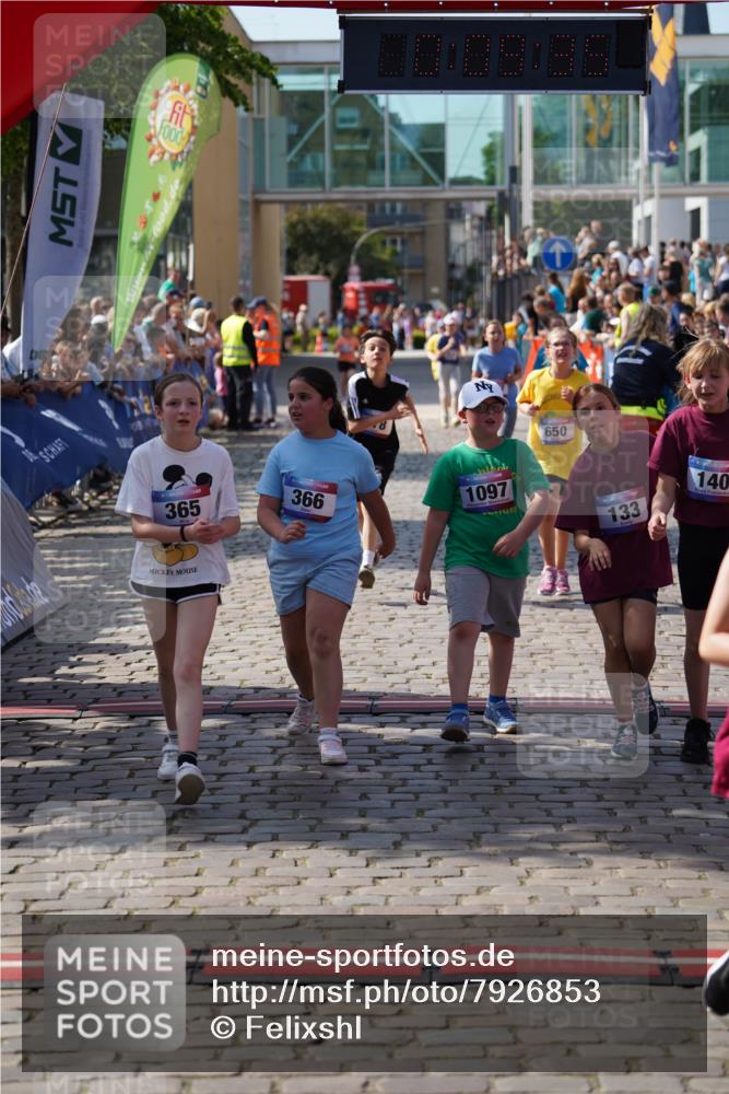 13.06.2025 - Holstenköstenlauf Felixshl http://msf.ph/oto/7926853 13.06.2025 16:39:49 Laufen 133, 140, 365, 366, 641, 648, 650, 771, 778, 926, 1097, 1357 meine-sportfotos.de
