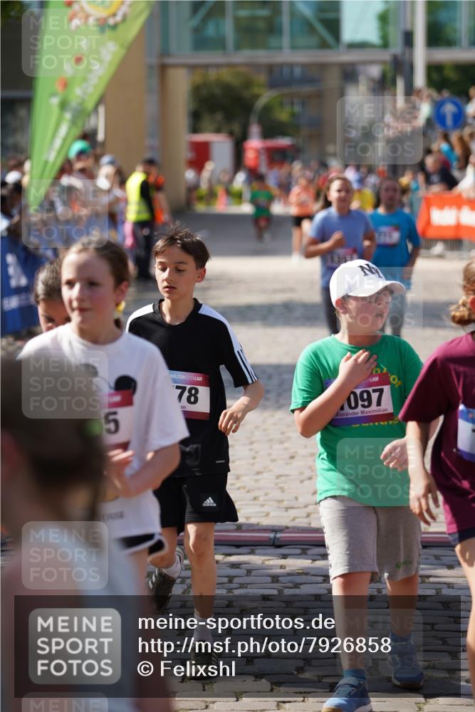 13.06.2025 - Holstenköstenlauf Felixshl http://msf.ph/oto/7926858 13.06.2025 16:39:51 Laufen 133, 140, 365, 366, 648, 650, 771, 778, 926, 1097, 1357 meine-sportfotos.de