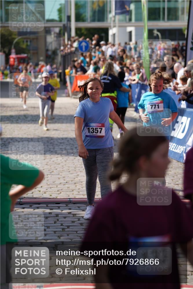 13.06.2025 - Holstenköstenlauf Felixshl http://msf.ph/oto/7926866 13.06.2025 16:39:54 Laufen 531, 650, 655, 771, 778, 1357 meine-sportfotos.de
