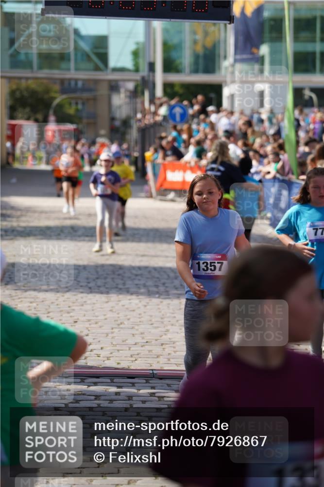 13.06.2025 - Holstenköstenlauf Felixshl http://msf.ph/oto/7926867 13.06.2025 16:39:54 Laufen 531, 650, 655, 771, 778, 1357 meine-sportfotos.de