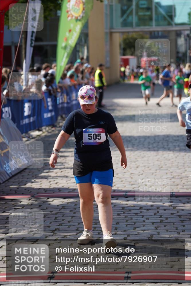 13.06.2025 - Holstenköstenlauf Felixshl http://msf.ph/oto/7926907 13.06.2025 16:40:27 Laufen 246, 505, 922, 1086, 1100, 1106 meine-sportfotos.de