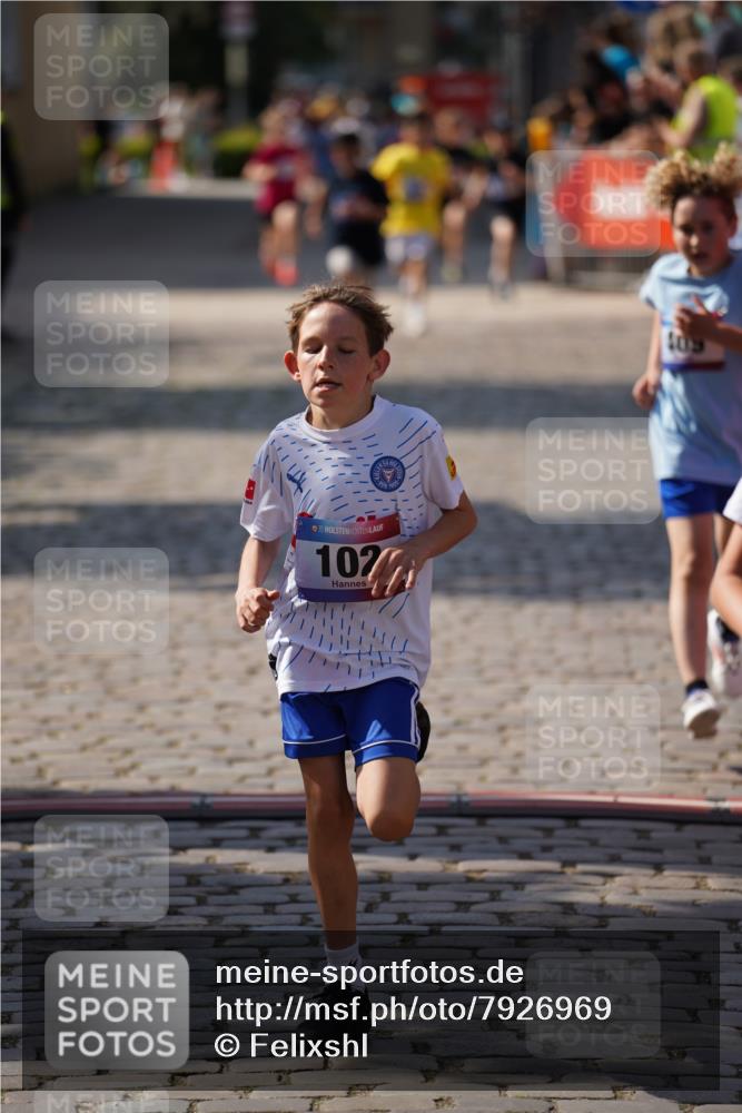 13.06.2025 - Holstenköstenlauf Felixshl http://msf.ph/oto/7926969 13.06.2025 16:50:24 Laufen 28, 102, 143, 409, 553, 659, 929, 1265, 1875, 1892 meine-sportfotos.de