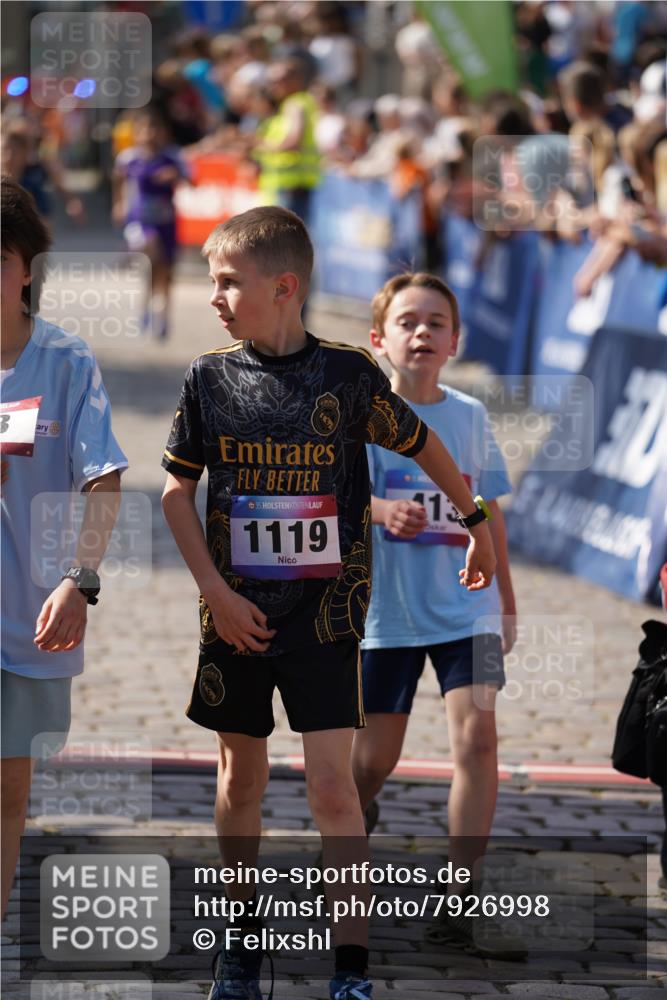 13.06.2025 - Holstenköstenlauf Felixshl http://msf.ph/oto/7926998 13.06.2025 16:50:42 Laufen 22, 263, 407, 408, 411, 413, 818, 1119, 1123, 1409, 1802, 1848, 1919 meine-sportfotos.de
