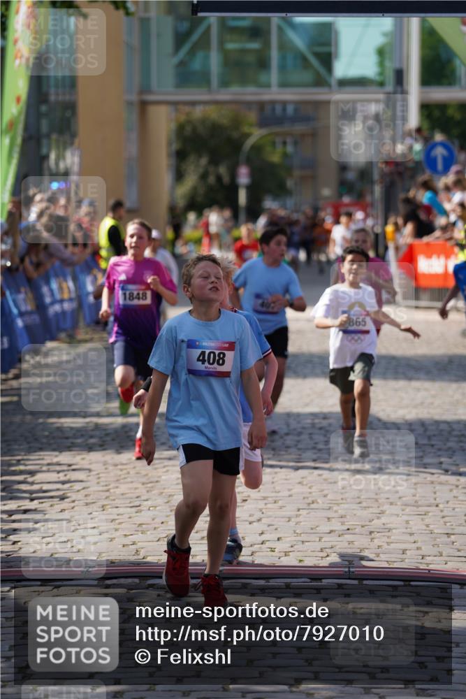 13.06.2025 - Holstenköstenlauf Felixshl http://msf.ph/oto/7927010 13.06.2025 16:50:48 Laufen 22, 270, 407, 408, 818, 1117, 1123, 1363, 1409, 1802, 1830, 1848, 1919 meine-sportfotos.de